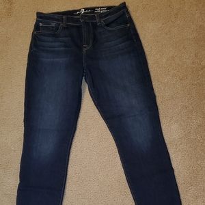Women's 7 For All Mankind Gwenevere jeans. Size 29.